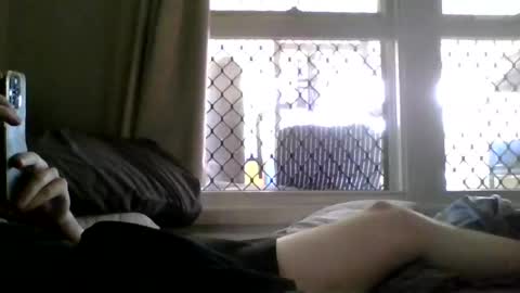 Snapshot of burnttoast15 chatting on February 8, 7:23 am burnttoast15 online show from February 8, 7:23 am