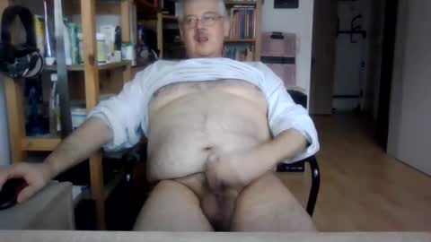 busi online show from January 25, 8:42 am