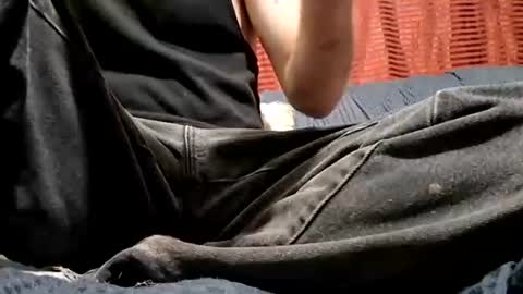 Buster18Hymen online show from October 2, 8:21 am