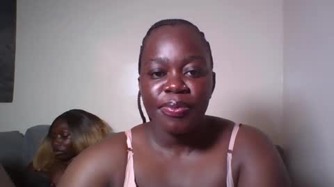 busty_mellons online show from September 11, 11:38 pm