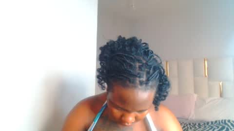 Snapshot of busty_mellons69 chatting on November 28, 9:12 am busty_mellons69 online show from November 28, 9:12 am