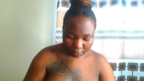 Snapshot of busty_mellons69 chatting on December 17, 8:42 am busty_mellons69 online show from December 17, 8:42 am
