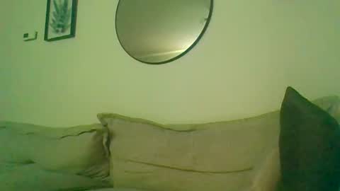 Busty-Yasmin online show from July 14, 8:47 pm