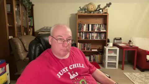 bustyballs100 online show from February 3, 3:48 am