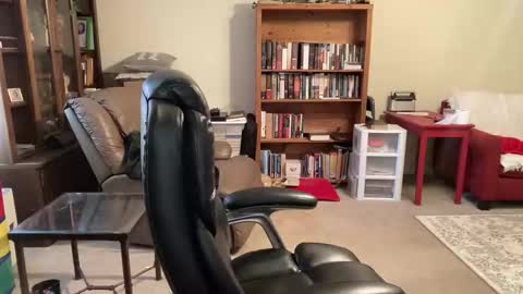 bustyballs100 online show from February 8, 3:37 pm