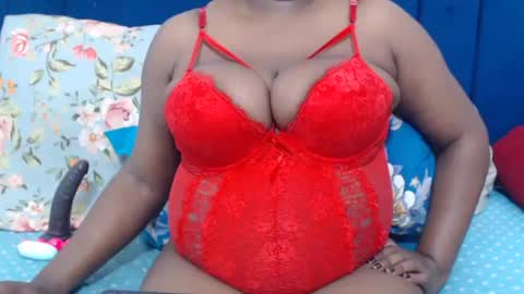 bustychocx online show from June 26, 2:38 am