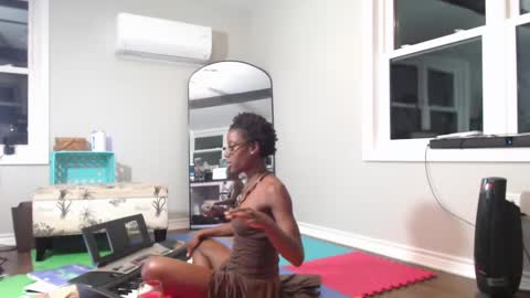 Goddess online show from September 29, 5:12 am