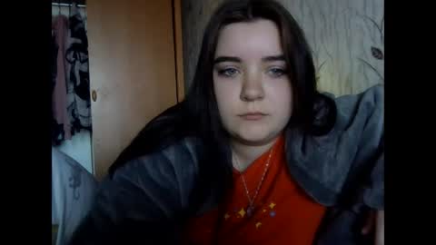 butterfly18988 online show from November 25, 11:21 am