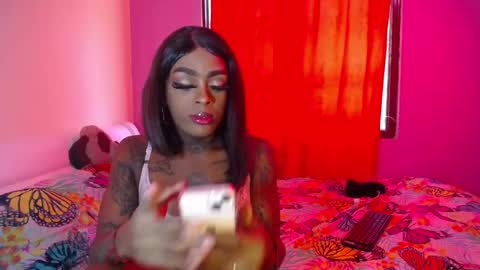 butterfly_rouse online show from September 21, 6:31 pm