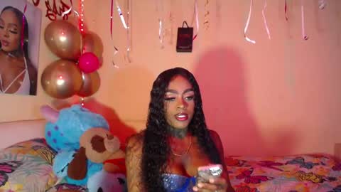 butterfly_rouse online show from November 19, 10:32 pm