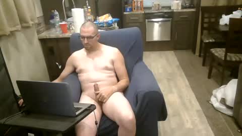 Snapshot of buttnaked4u1 chatting on July 25, 2:58 pm buttnaked4u1 online show from July 25, 2:58 pm