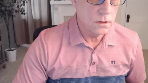 Miles online show from December 7, 3:08 pm