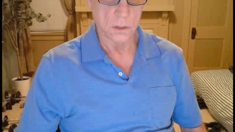 Miles online show from January 6, 10:41 am