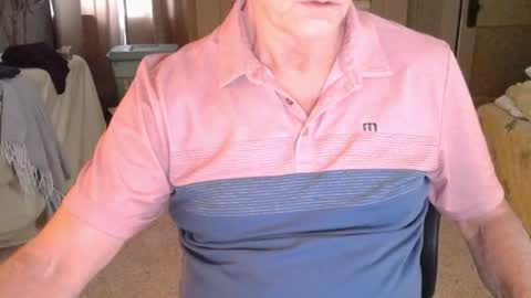 Snapshot of buttnakedfun954737 chatting on July 28, 12:01 pm Miles online show from July 28, 12:01 pm