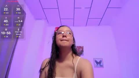 Snapshot of buunny_bella chatting on June 29, 3:13 am BUNNY BELLA online show from June 29, 3:13 am