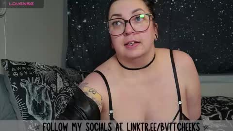 bvttcheeks00 online show from October 24, 3:47 am