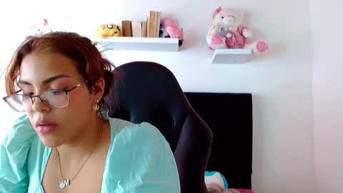 Snapshot of by_naughty chatting on December 26, 8:32 pm by_naughty online show from December 26, 8:32 pm