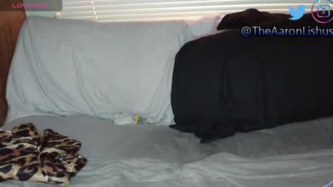 AaronBSassxxx online show from May 14, 1:29 pm