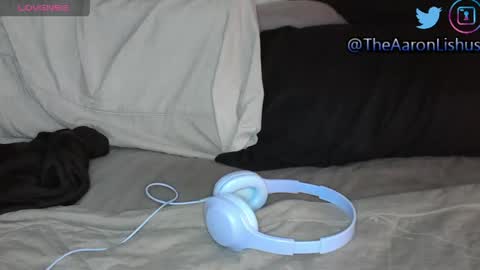 AaronBSassxxx online show from June 3, 6:46 pm