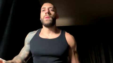 Snapshot of c_o_n_q_u_e_r chatting on September 30, 1:43 am CQ online show from September 30, 1:43 am