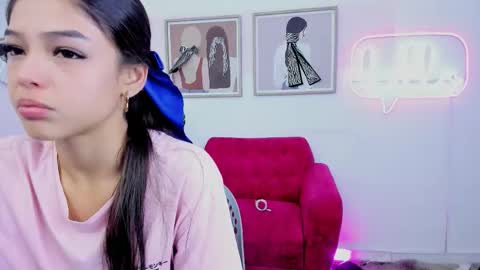 Snapshot of caaty7 chatting on October 19, 7:36 pm Caaty online show from October 19, 7:36 pm