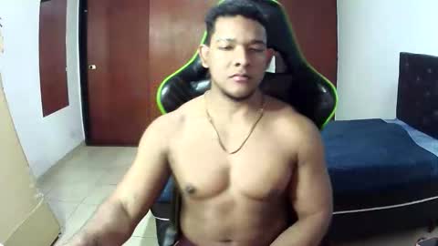 Snapshot of caballerozodi chatting on October 13, 1:16 am caballerozodi online show from October 13, 1:16 am