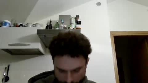 Snapshot of cabrobas22 chatting on February 9, 6:23 pm Bass23 online show from February 9, 6:23 pm