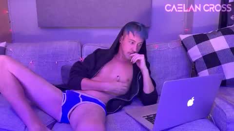 Caelan Cross online show from September 22, 7:49 pm