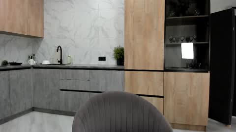 Lita online show from January 7, 1:41 am