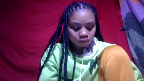 Snapshot of caella98 chatting on July 19, 6:17 am caella98 online show from July 19, 6:17 am