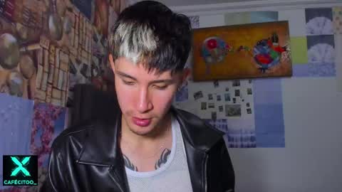 cafecitoo_ online show from March 6, 12:40 am