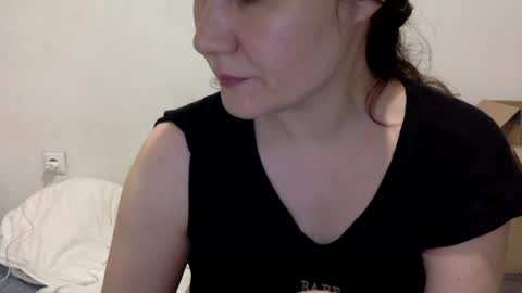 Lamb online show from June 22, 5:54 pm