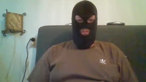 Snapshot of cagegag31 chatting on March 28, 9:20 am cagegag31 online show from March 28, 9:20 am