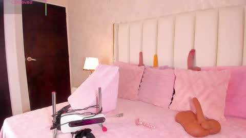 Cahitlin  online show from January 16, 6:17 am