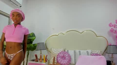 Cahitlin  online show from February 13, 6:20 am