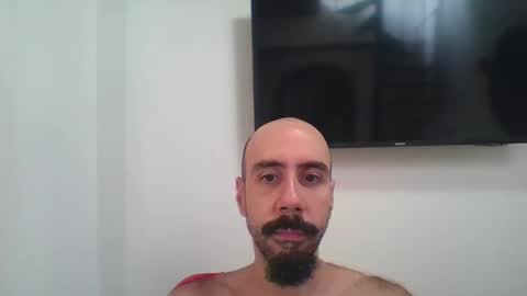 Snapshot of caibra87 chatting on November 23, 2:06 pm Will caibra find a sugar daddy or sugar mommy online show from November 23, 2:06 pm