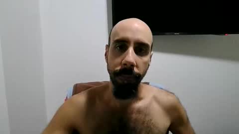 Snapshot of caibra87 chatting on November 29, 9:18 pm Will caibra find a sugar daddy or sugar mommy online show from November 29, 9:18 pm