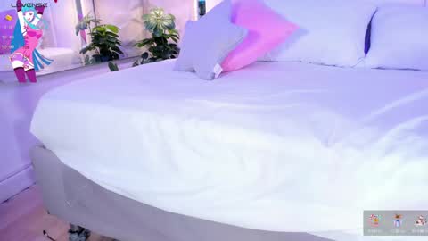 CailynBrown online show from December 18, 7:36 am