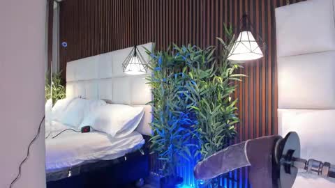 CailynBrown online show from November 15, 4:21 am