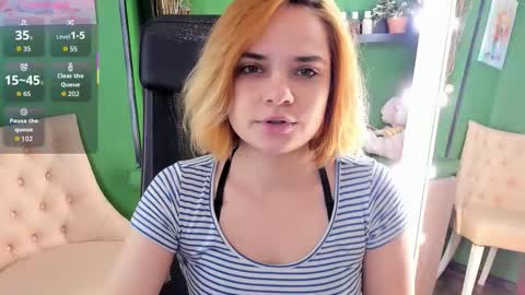 Gina online show from November 11, 8:36 am