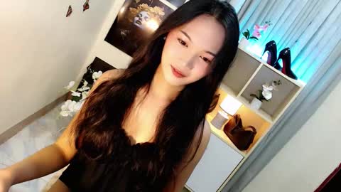 Snapshot of caitlin_x chatting on September 14, 7:35 pm caitlin online show from September 14, 7:35 pm