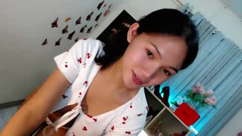 caitlin online show from July 23, 2:15 pm