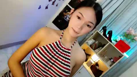 caitlin online show from July 27, 1:01 am