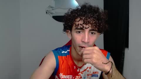 caius online show from February 5, 11:04 am