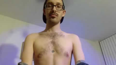 Snapshot of cal_xxx chatting on December 16, 11:21 pm Cal XXX online show from December 16, 11:21 pm