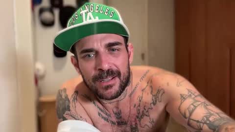 Snapshot of californiabrazilian chatting on March 22, 11:19 pm CaliforniaBrazilian online show from March 22, 11:19 pm