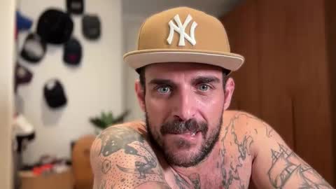 Snapshot of californiabrazilian chatting on March 25, 11:55 pm CaliforniaBrazilian online show from March 25, 11:55 pm