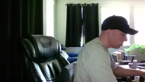 caligrown1154 online show from July 27, 3:41 pm