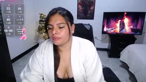 Snapshot of caliope_goddess1 chatting on December 23, 7:41 pm caliope_goddess1 online show from December 23, 7:41 pm