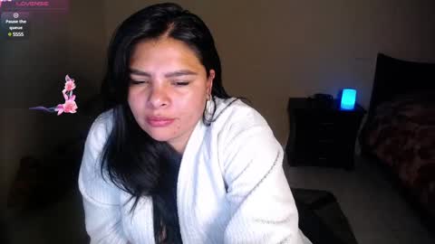 Snapshot of caliope_goddess1 chatting on March 12, 9:34 am caliope_goddess1 online show from March 12, 9:34 am